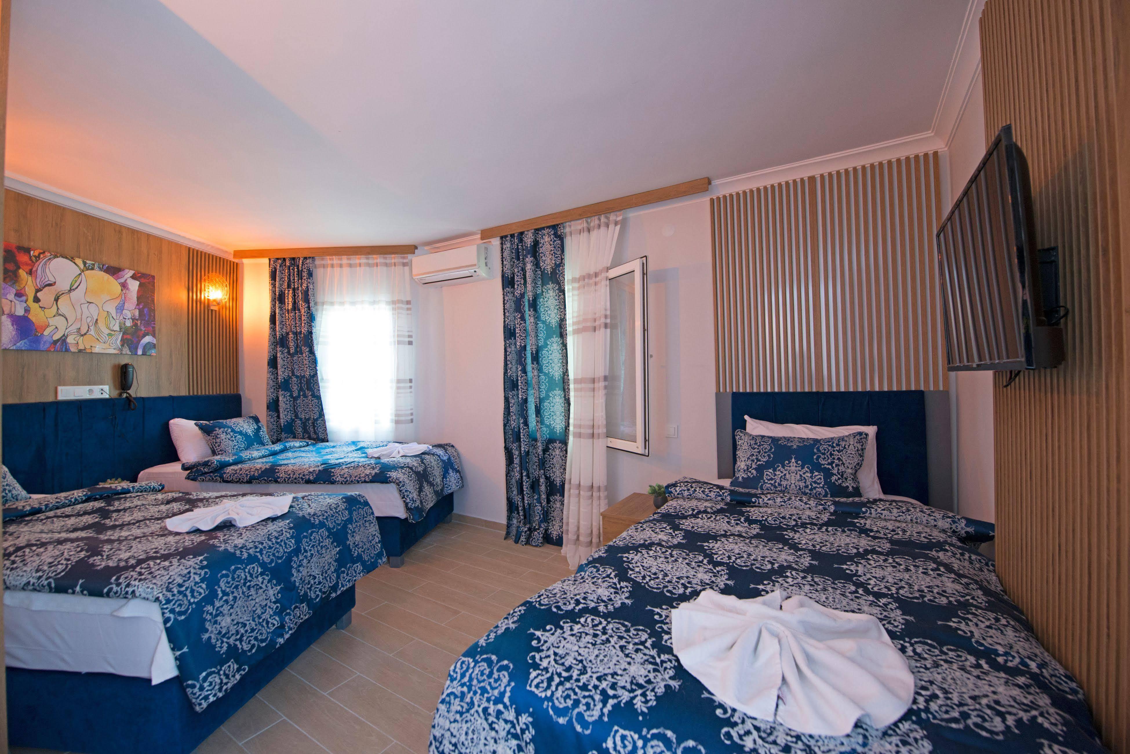 Blue Bay Beach Hotel Bitez Exterior foto